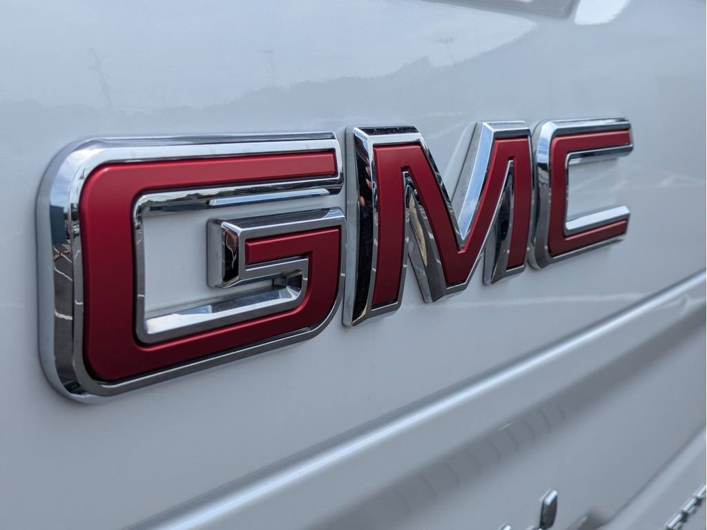 Used 2024 GMC Sierra 1500 Denali w/ Denali Reserve Package AWD/4WD image 8