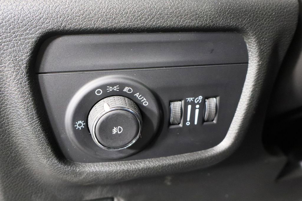 New 2026 Jeep Grand Cherokee Limited image 24