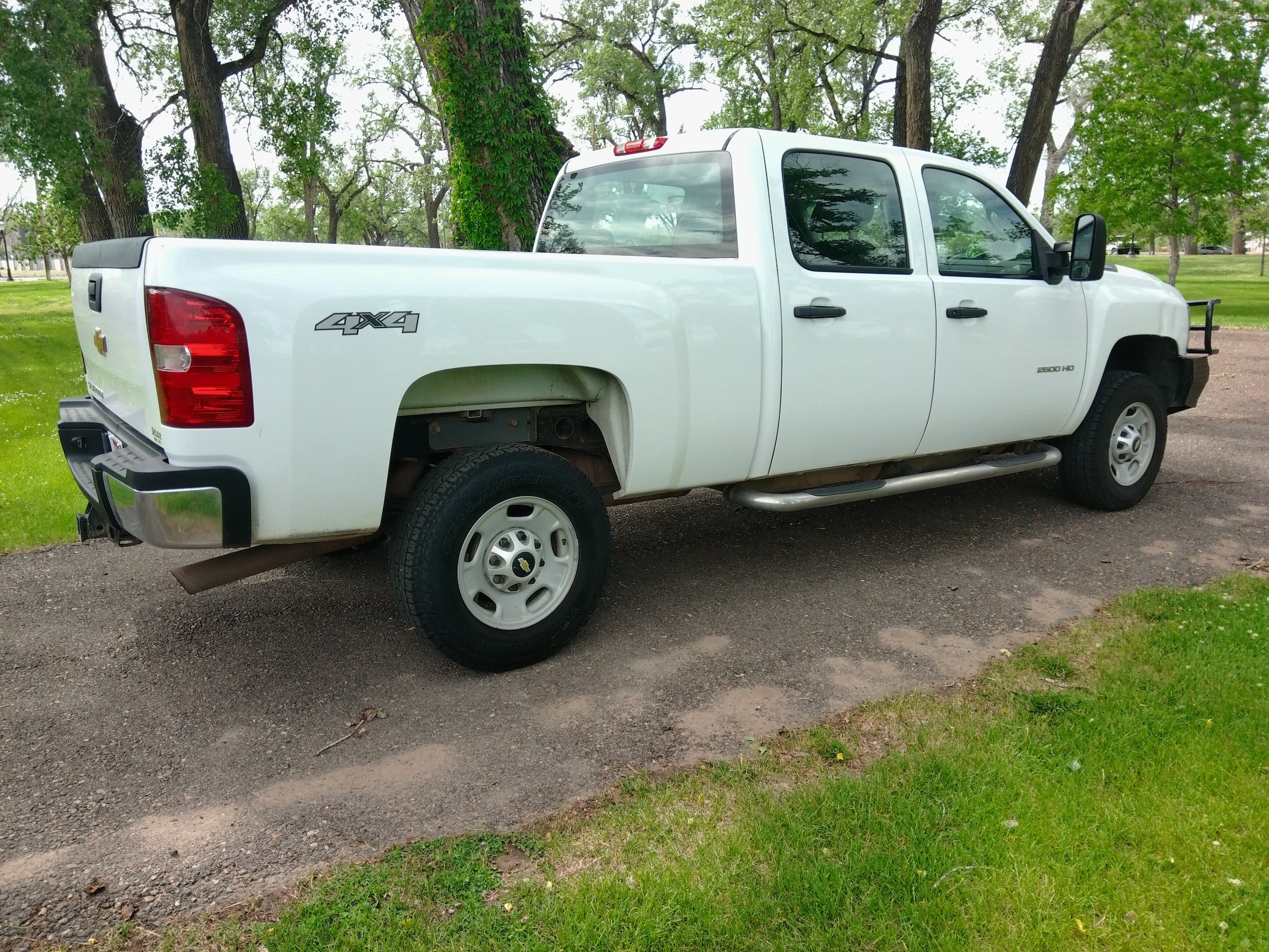 Used 2013 Chevrolet Silverado 2500 W/T AWD/4WD image 3