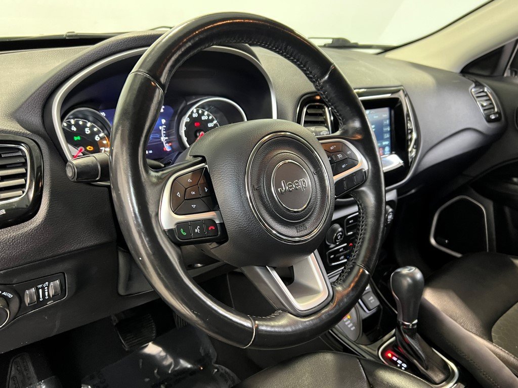 Certified 2021 Jeep Compass Latitude w/ Sun and Sound Group image 27