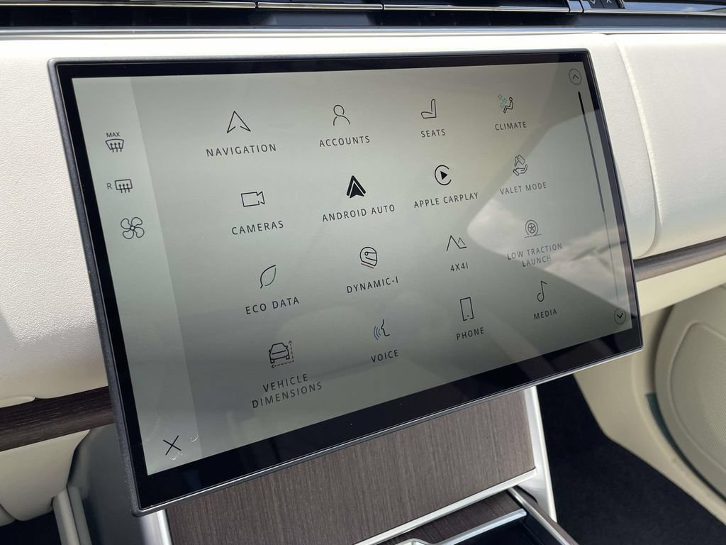 New 2026 Land Rover Range Rover SE AWD/4WD image 27