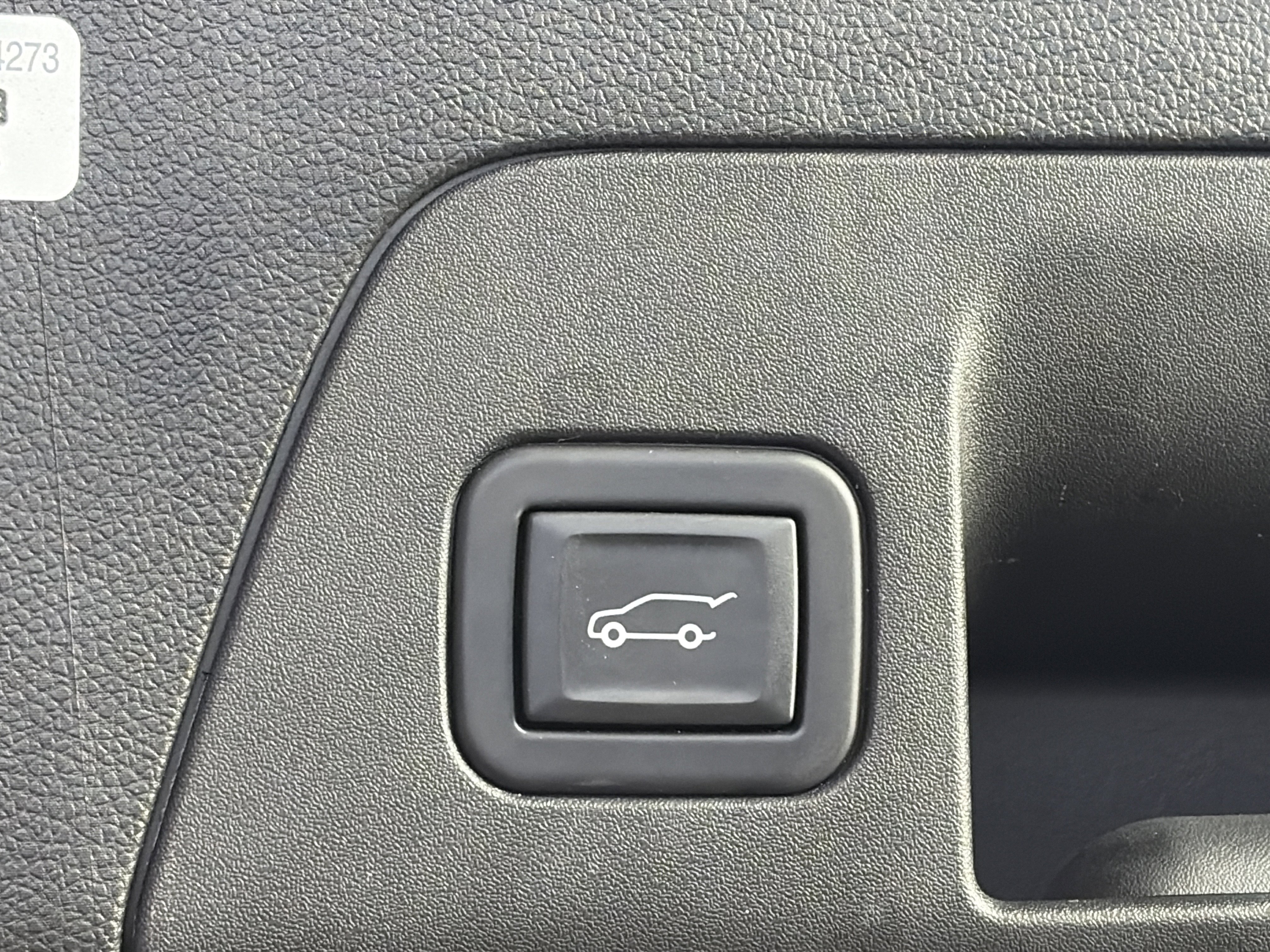 Used 2023 Buick Envision Essence image 15