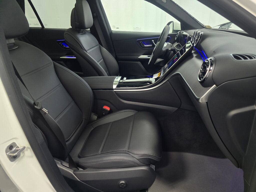 New 2026 Mercedes-Benz GLC 300 4MATIC image 27