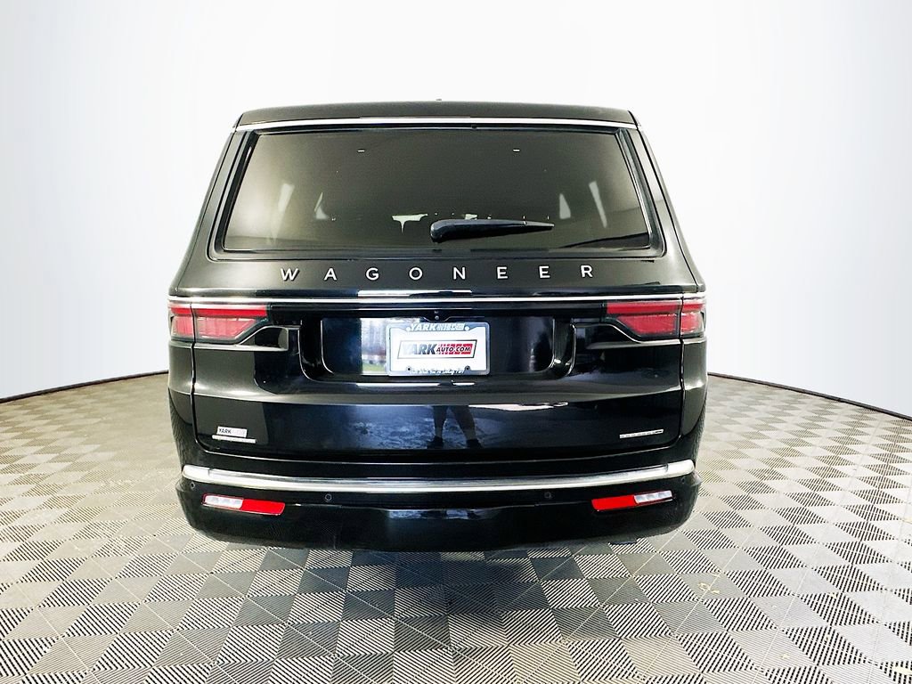 Certified 2023 Jeep Wagoneer Series II AWD/4WD image 9
