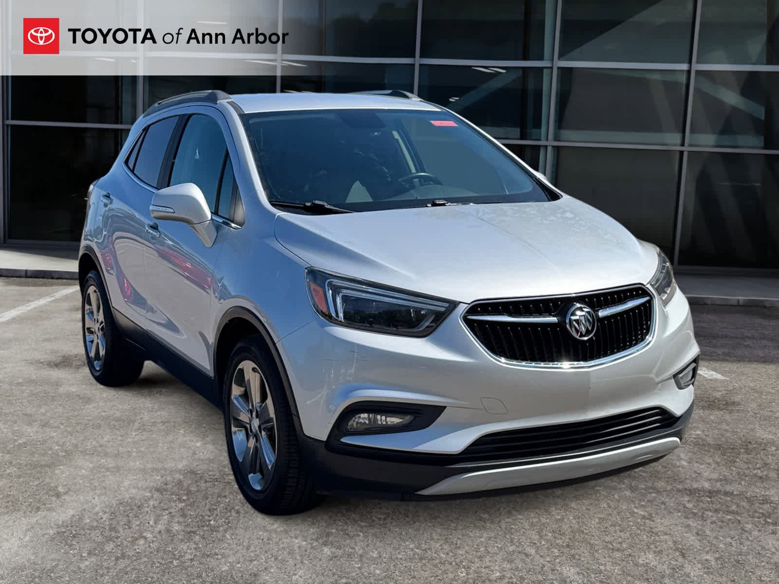 Used 2017 Buick Encore Essence FWD video 1