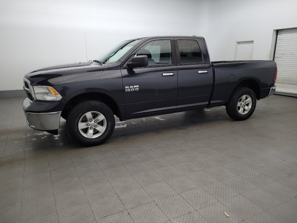Used 2016 RAM 1500 Classic SLT image 2