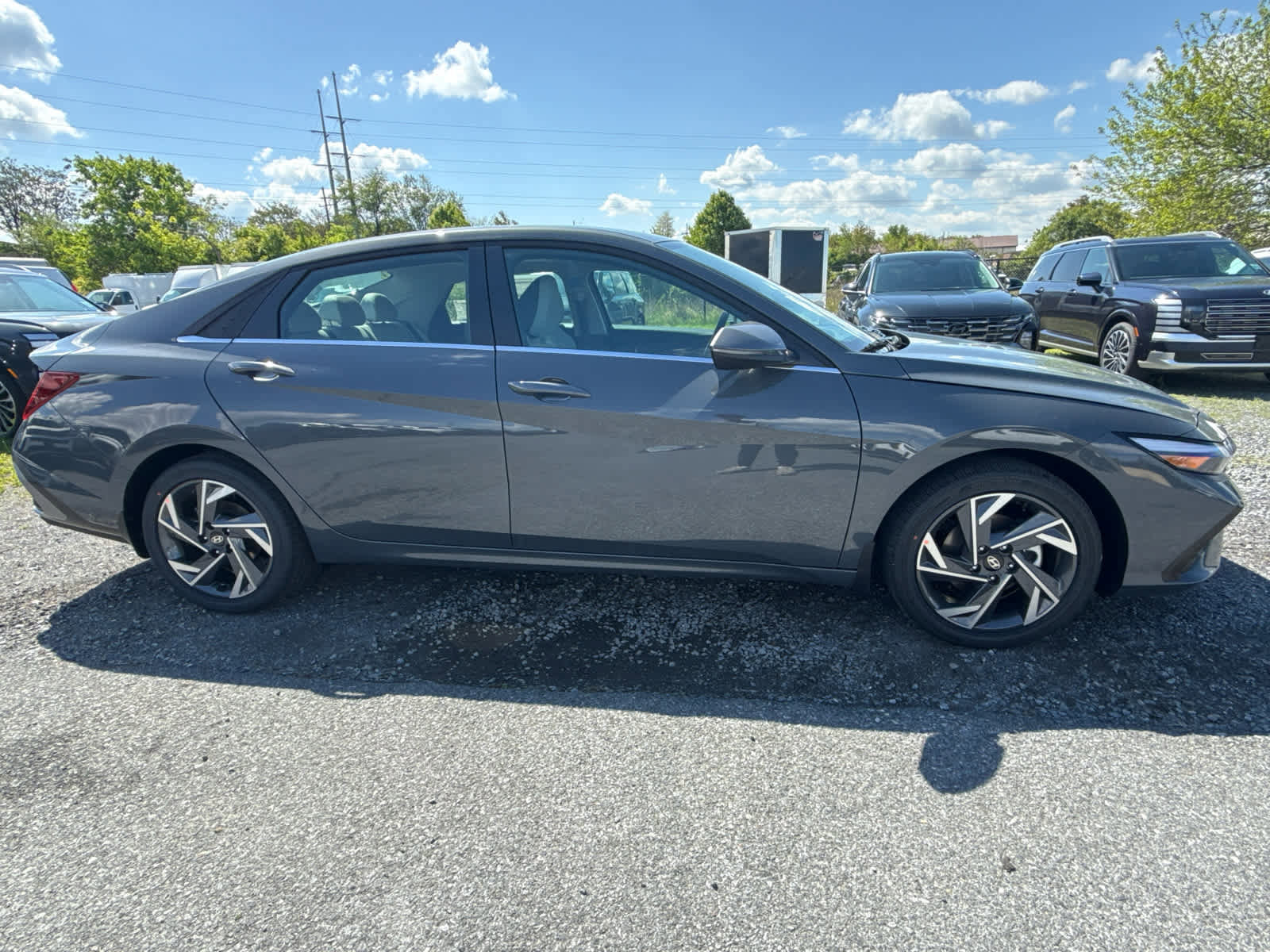 New 2026 Hyundai Elantra Limited FWD image 10