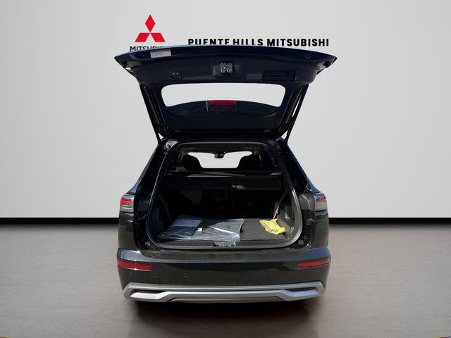 New 2026 Mitsubishi Outlander SEL FWD image 9
