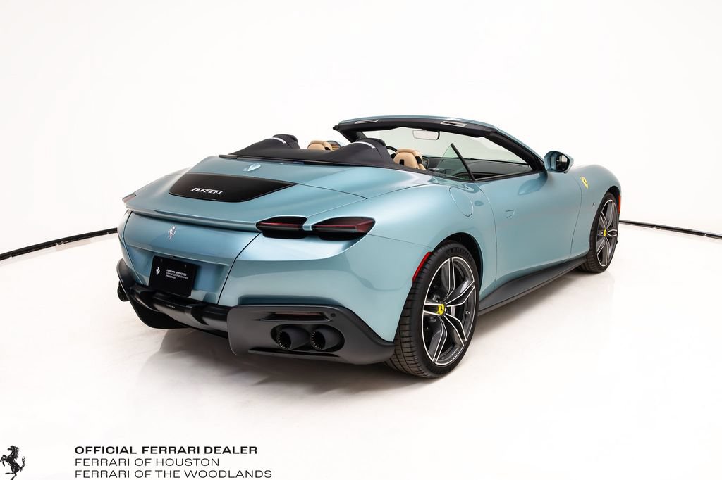 Used 2024 Ferrari Roma Spider RWD image 7