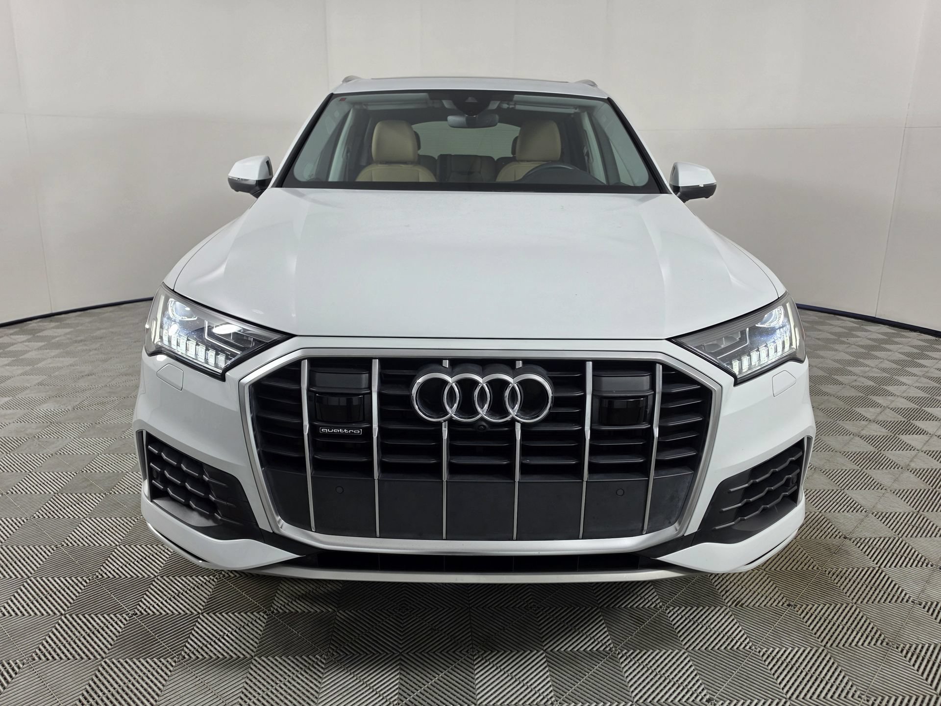 Certified 2024 Audi Q7 2.0T Premium Plus AWD/4WD image 2