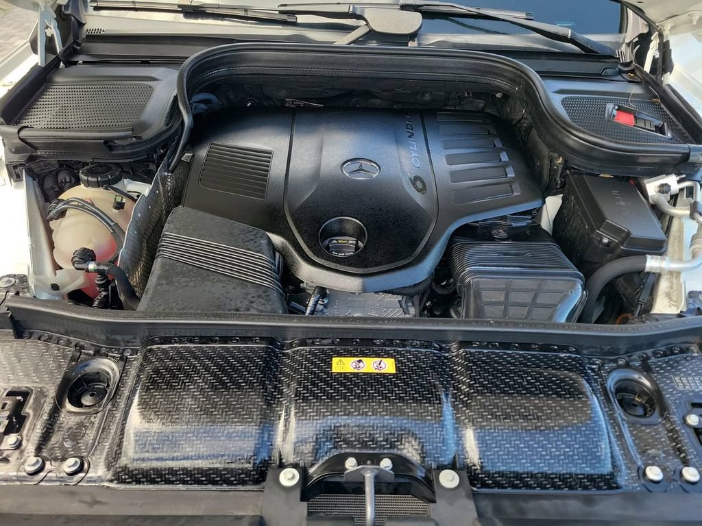 Used 2022 Mercedes-Benz GLS 450 4MATIC image 30