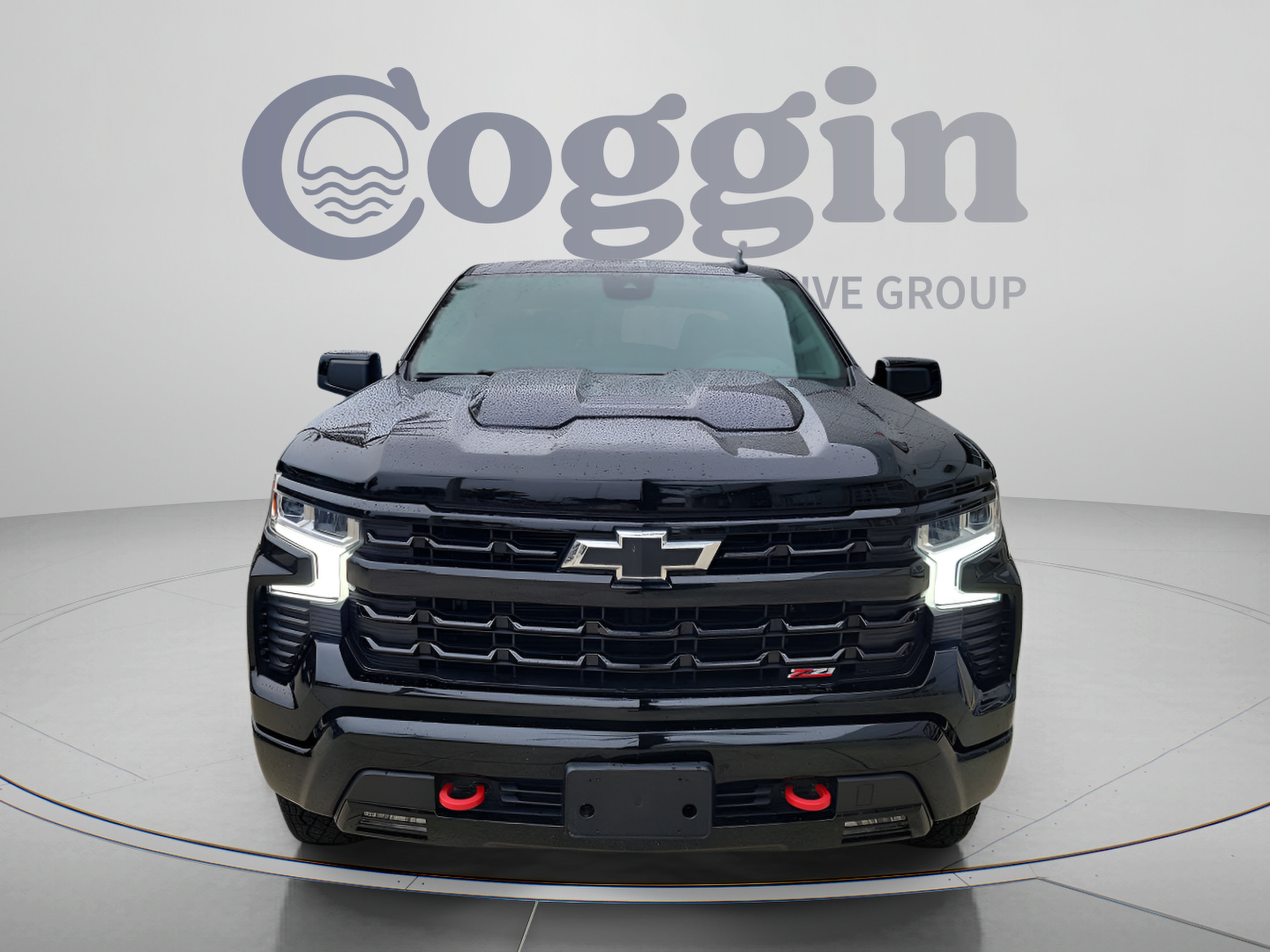 Used 2024 Chevrolet Silverado 1500 LT Trail Boss w/ Convenience Package II AWD/4WD image 5