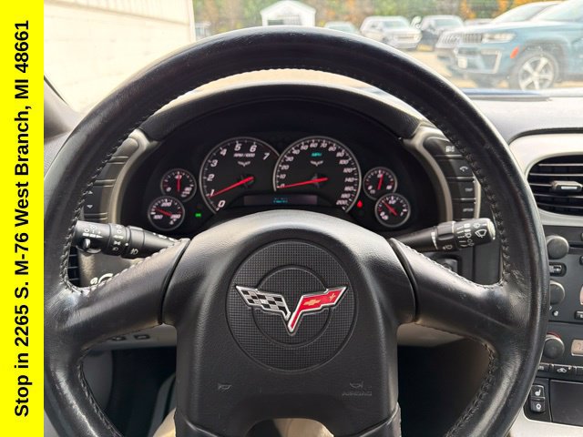 Used 2005 Chevrolet Corvette Coupe w/ Preferred Equipment Group RWD image 28