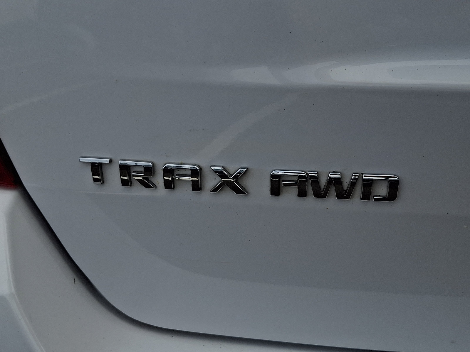 Used 2018 Chevrolet Trax LS AWD/4WD image 30