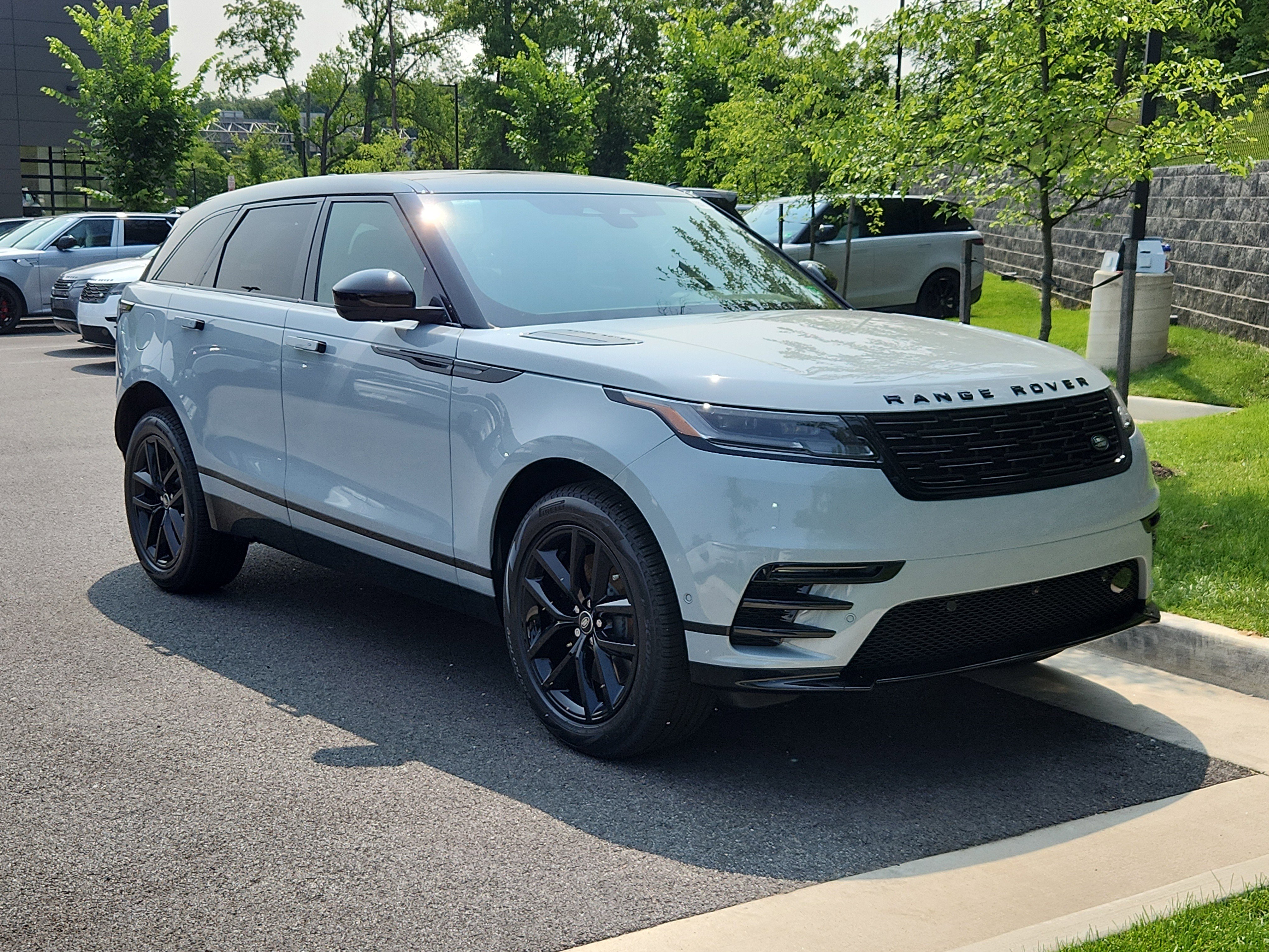 Used 2026 Land Rover Range Rover Velar Dynamic SE image 10
