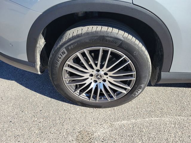 Used 2024 Mercedes-Benz GLC 300 4MATIC image 7