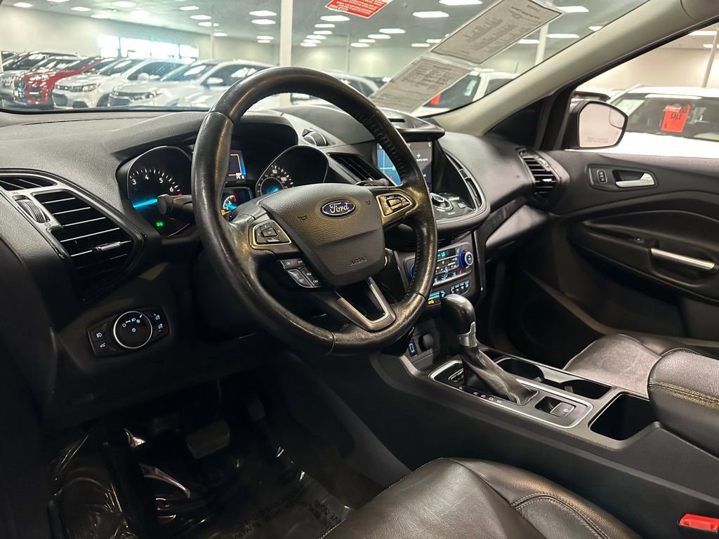 Used 2018 Ford Escape Titanium image 14