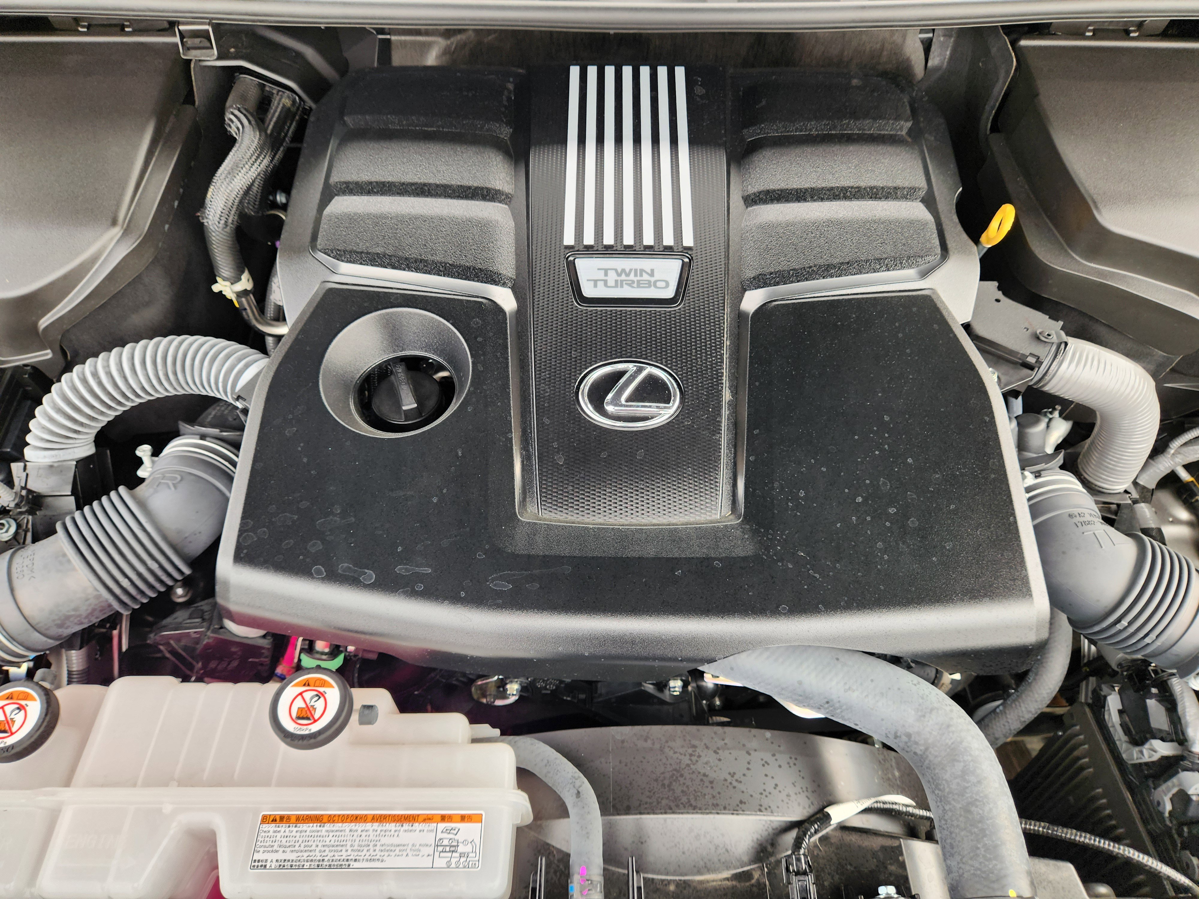 Used 2025 Lexus LX 600 4WD w/ Luxury Package image 41