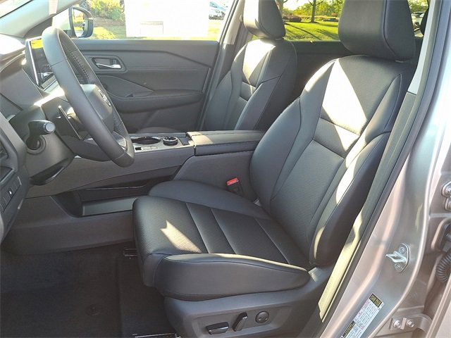 New 2026 Nissan Rogue SV w/ SV Premium Package image 11