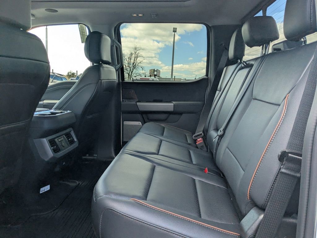 New 2026 Ford F250 Lariat w/ Black Appearance Package image 16