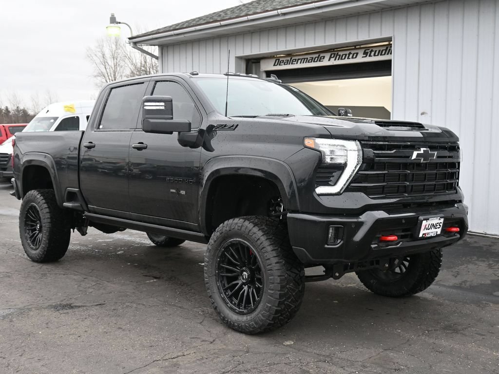 New 2026 Chevrolet Silverado 2500 LTZ w/ Trail Boss Package AWD/4WD image 4
