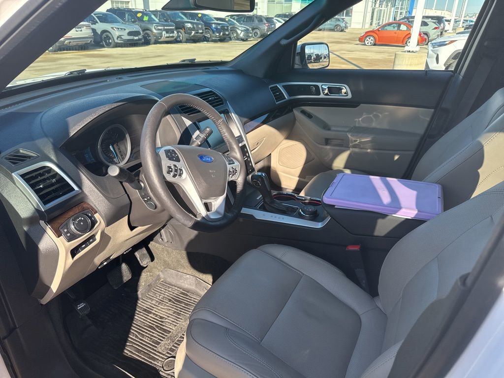 Used 2015 Ford Explorer Limited w/ Equipment Group 302A image 11