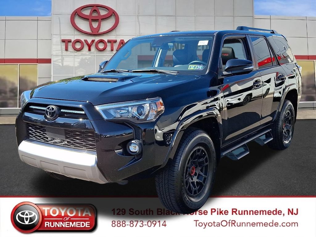 Used 2024 Toyota 4Runner TRD Off-Road Premium w/ TRD Black Wheel Package (TMS) AWD/4WD image 3