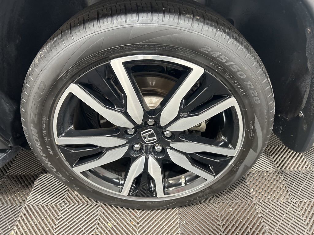 Used 2019 Honda Pilot Elite image 30