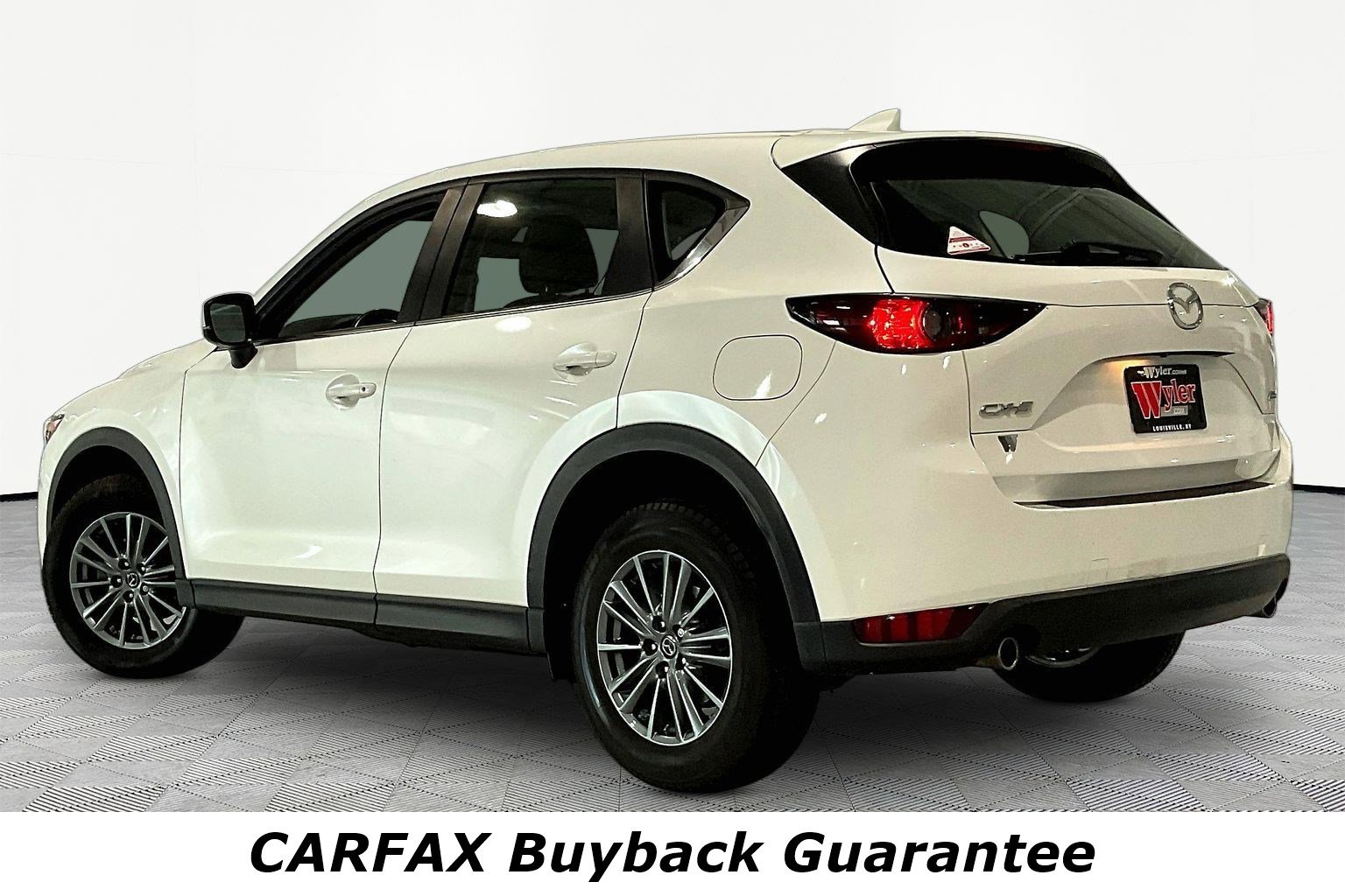 Used 2018 MAZDA CX-5 Sport FWD image 3