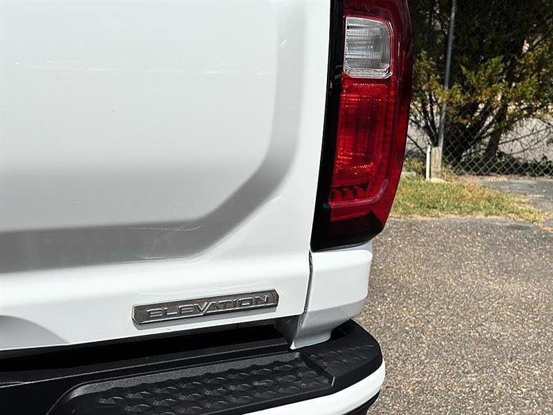 Used 2024 GMC Canyon Elevation image 37