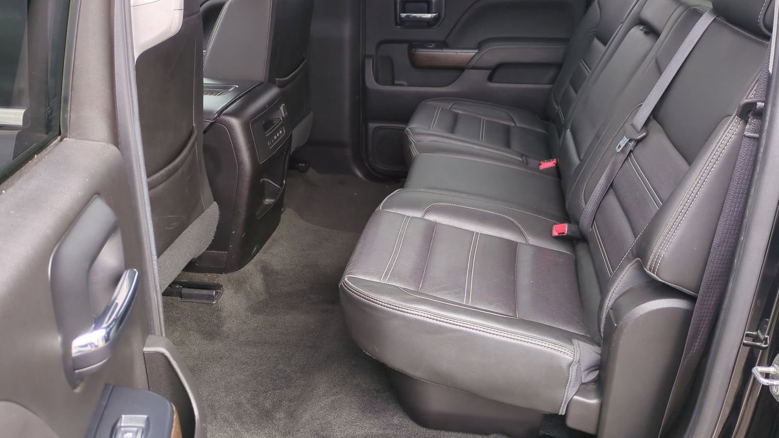 Used 2017 GMC Sierra 3500 Denali w/ Duramax Plus Package image 22