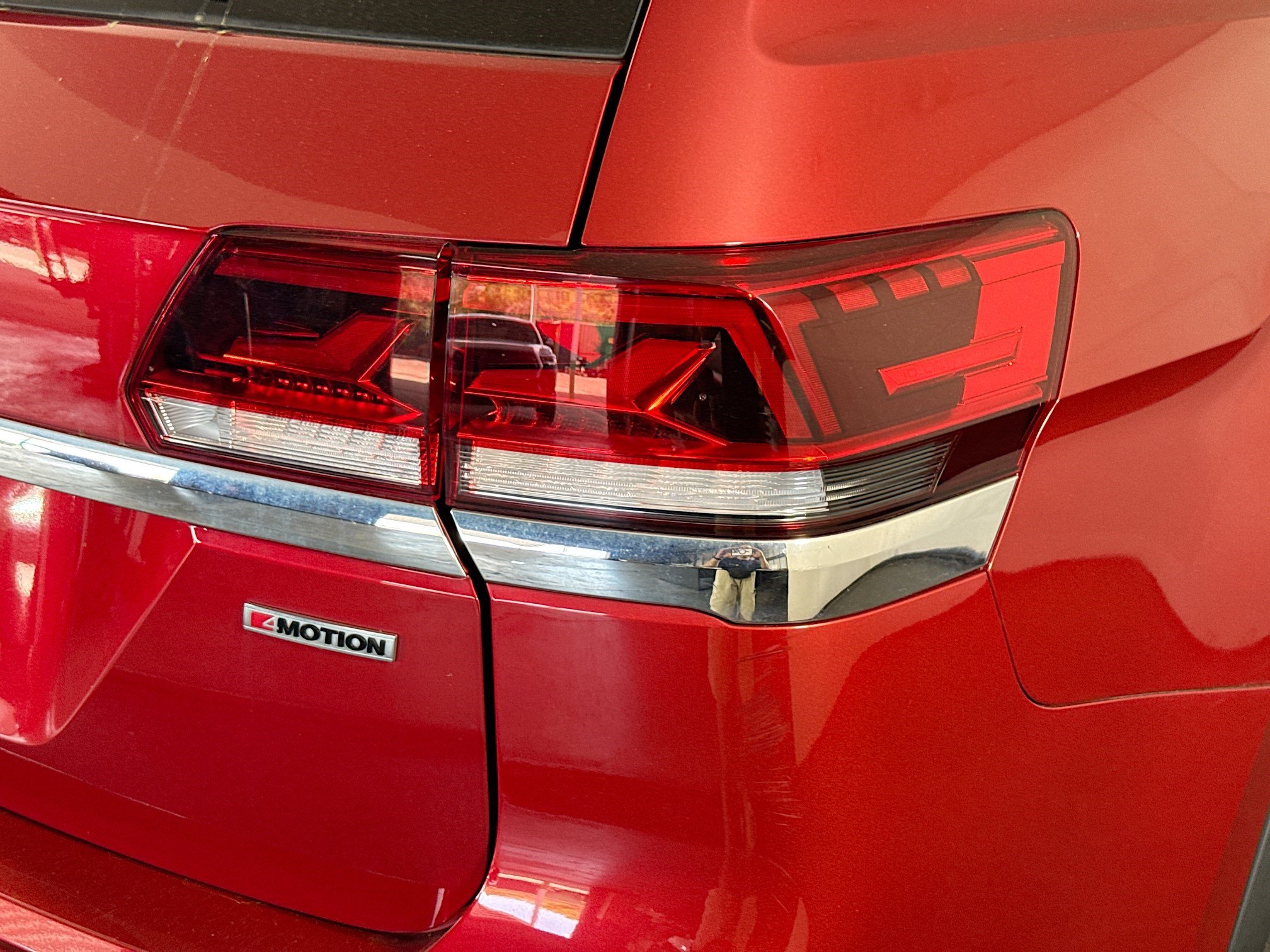 Used 2021 Volkswagen Atlas SEL Premium image 34