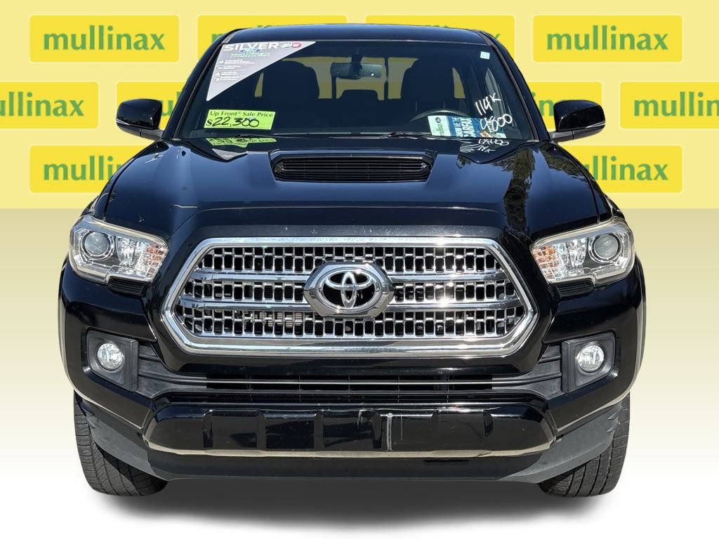 Used 2016 Toyota Tacoma TRD Sport image 14