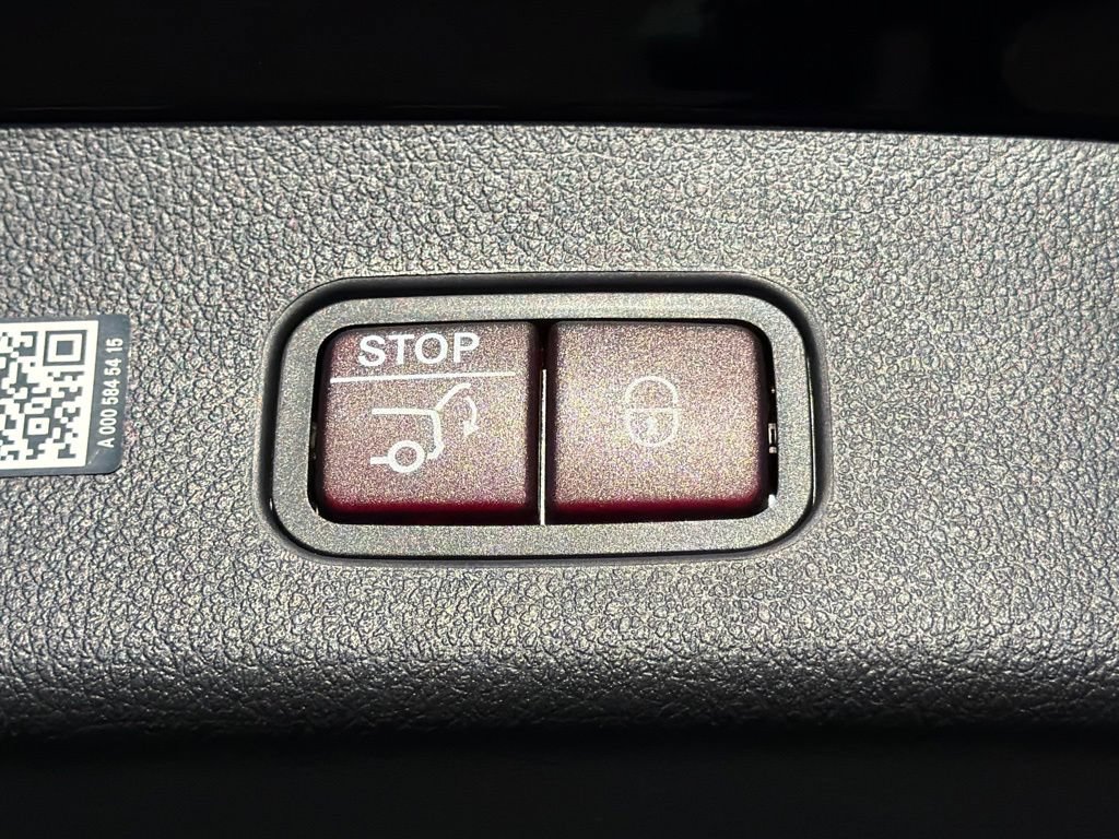 Certified 2025 Mercedes-Benz GLC 350e 4MATIC image 16