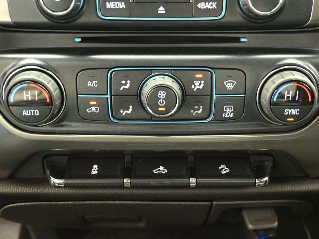 Used 2018 Chevrolet Silverado 1500 LT w/ All Star Edition image 23