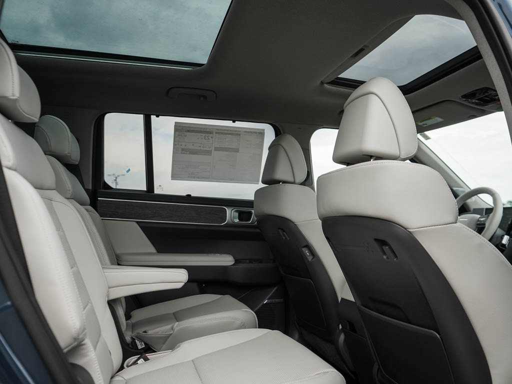 New 2026 Hyundai Santa Fe Limited AWD/4WD image 13