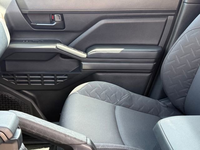 Used 2025 Toyota Tacoma SR5 image 10