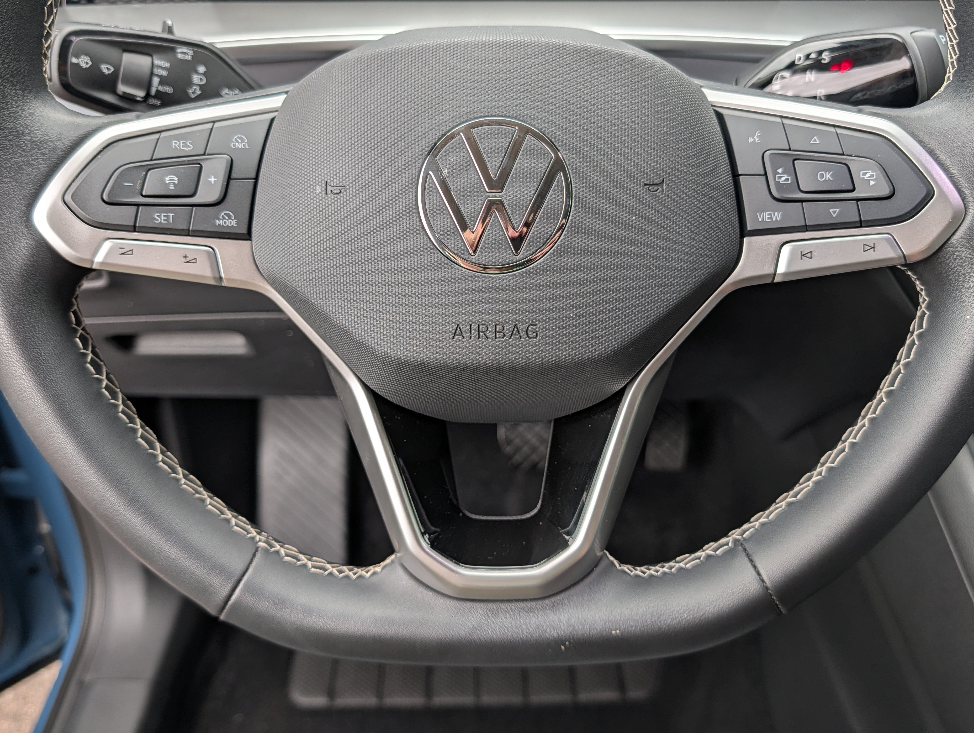 Certified 2026 Volkswagen Tiguan SE AWD/4WD image 25