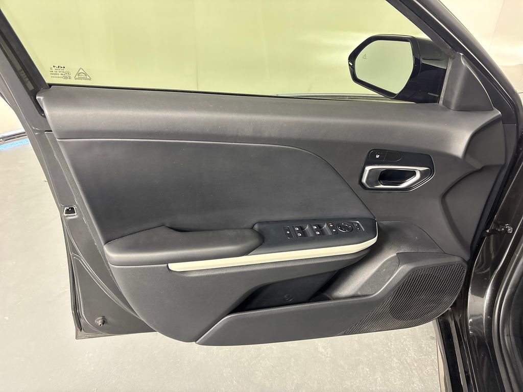 Used 2025 Kia K4 GT-Line image 25