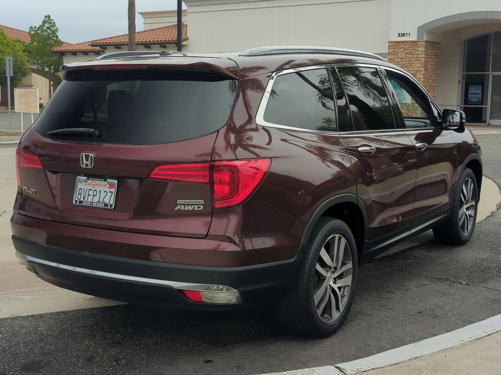 Used 2016 Honda Pilot Touring image 5