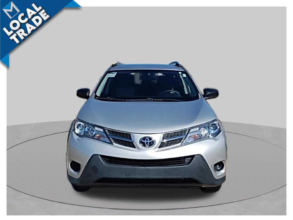 Used 2015 Toyota RAV4 LE AWD/4WD image 2