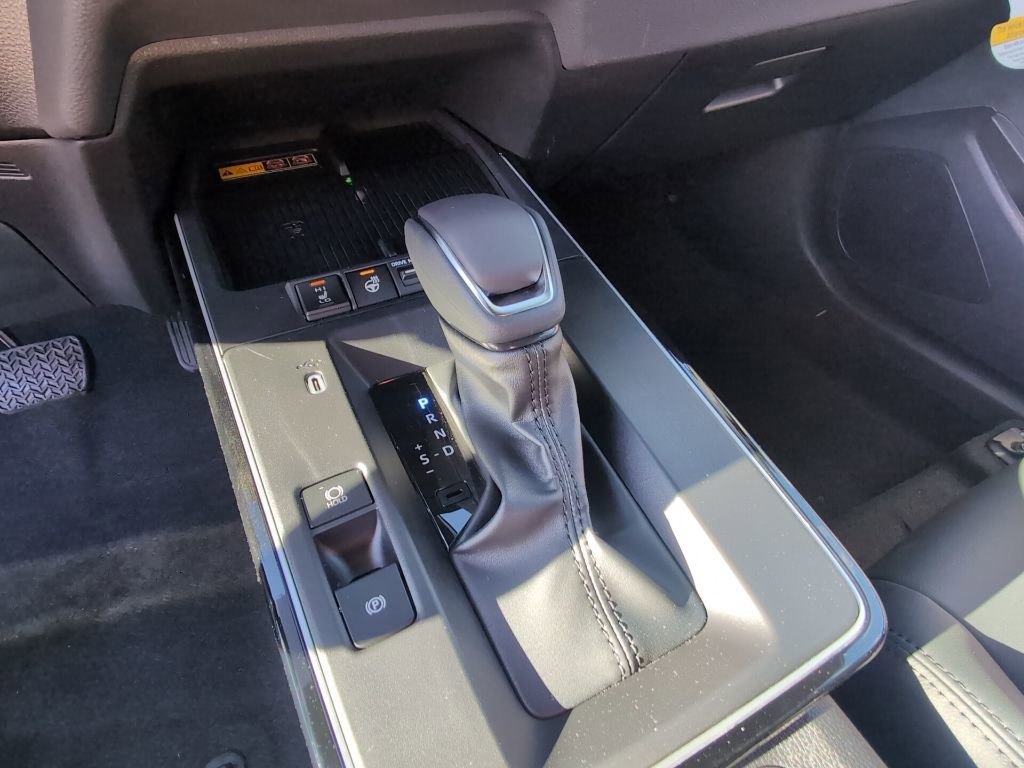 Used 2026 Toyota Corolla Cross XSE w/ Convenience Package image 19