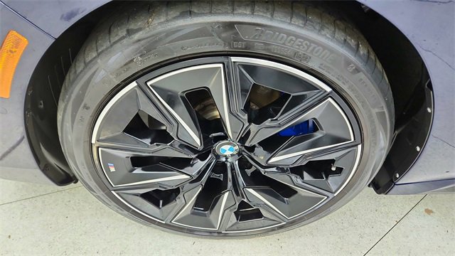 Used 2023 BMW i7 xDrive60 image 60