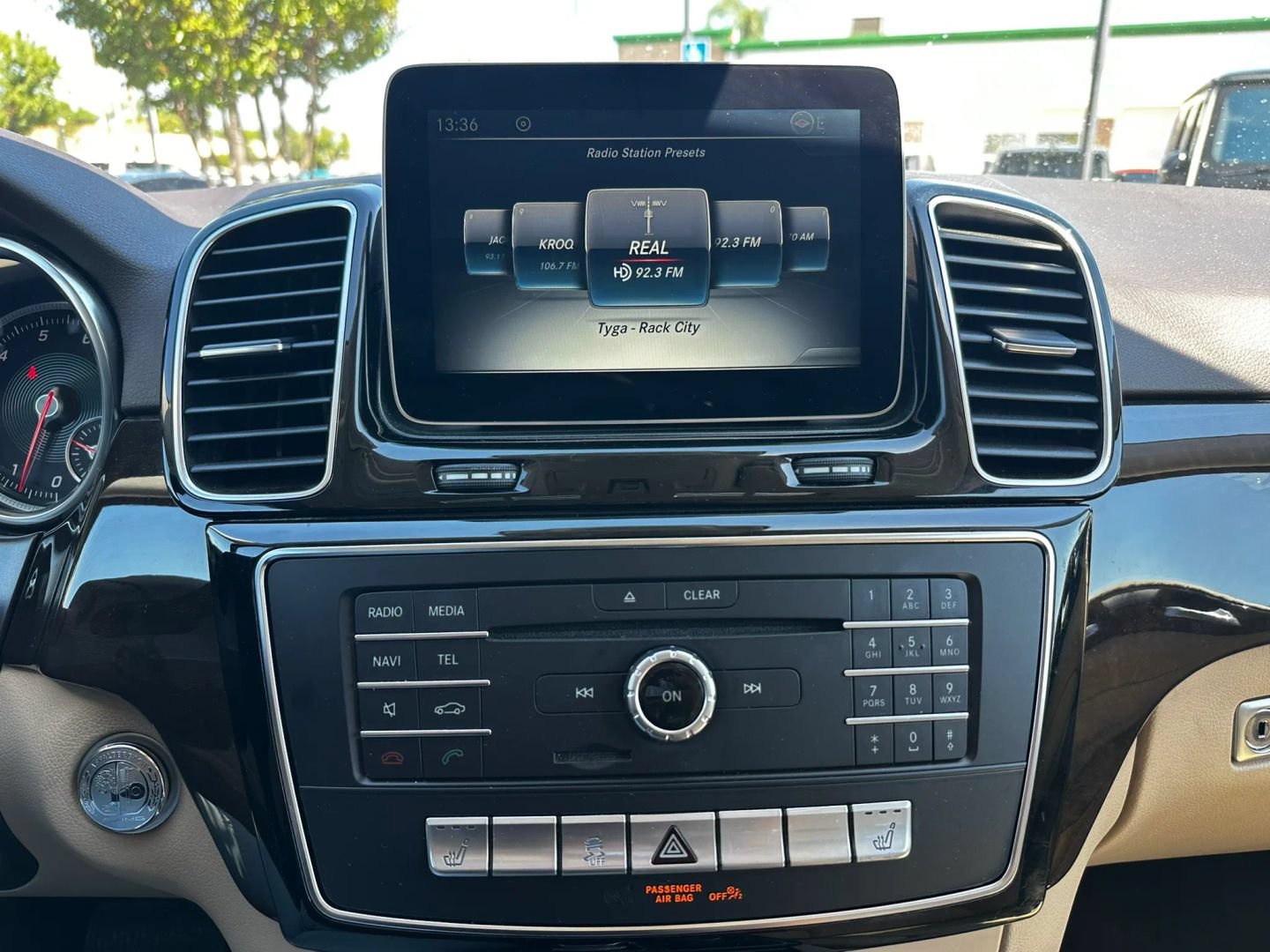 Used 2018 Mercedes-Benz GLE 350 image 25