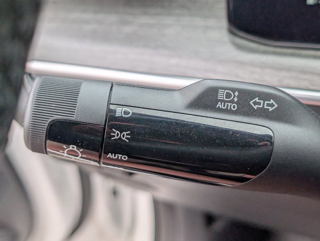 Used 2025 Kia K5 EX image 25