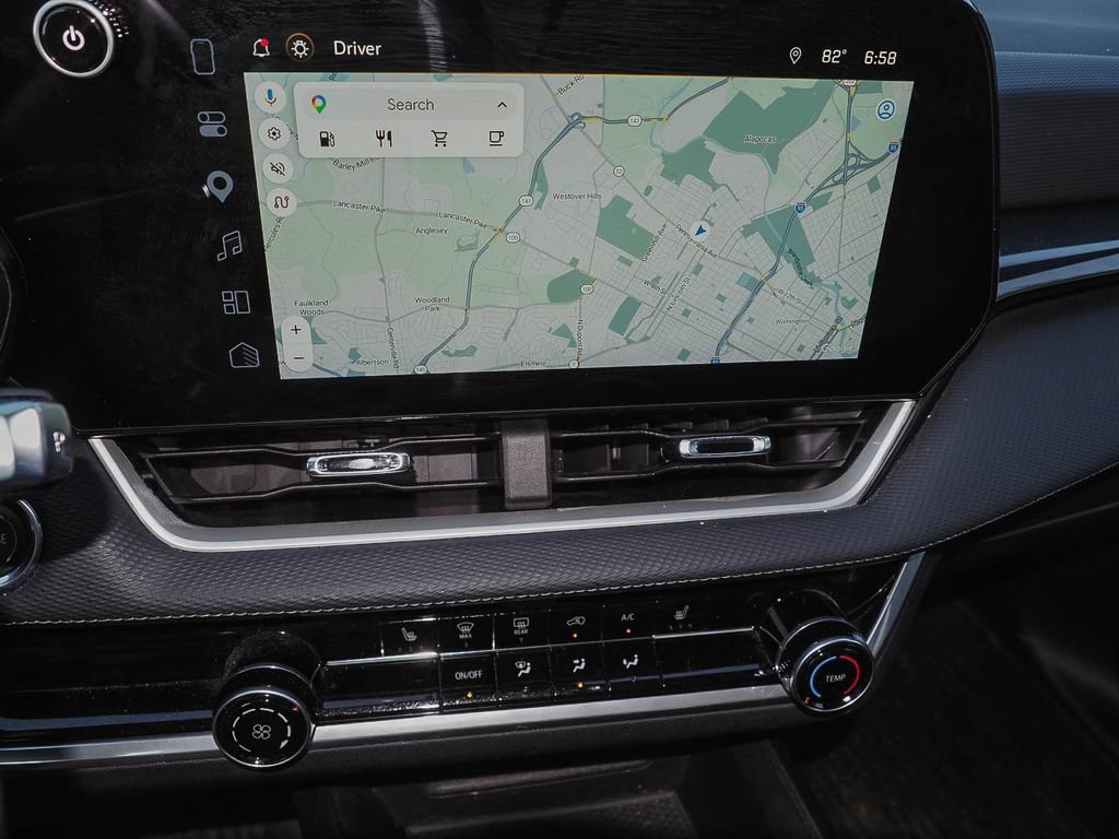 Certified 2026 Chevrolet Equinox LT FWD image 11