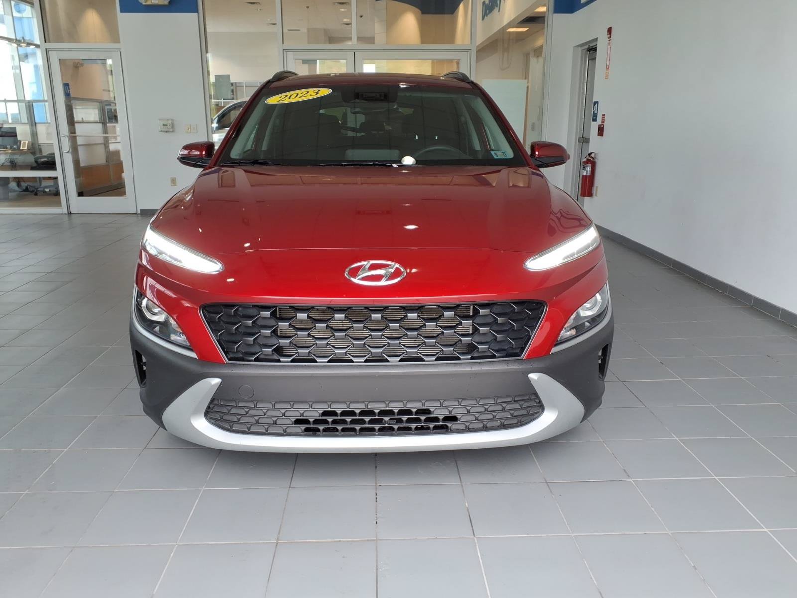 Certified 2023 Hyundai Kona SEL AWD/4WD image 2