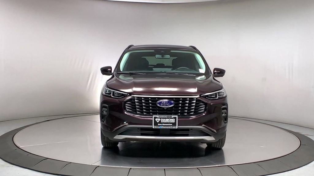 New 2023 Ford Escape SE w/ PHEV Premium Package FWD image 3