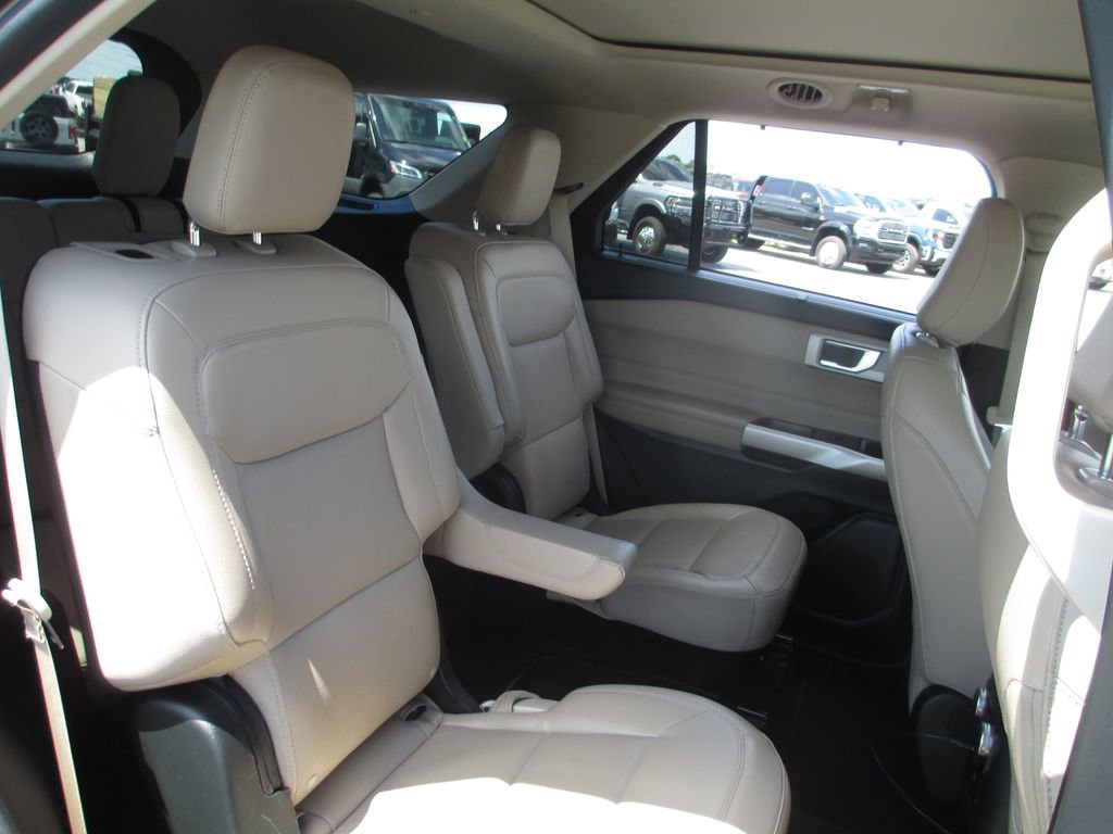 Used 2021 Ford Explorer Limited w/ Hybrid Equipment Group 310A AWD/4WD image 23