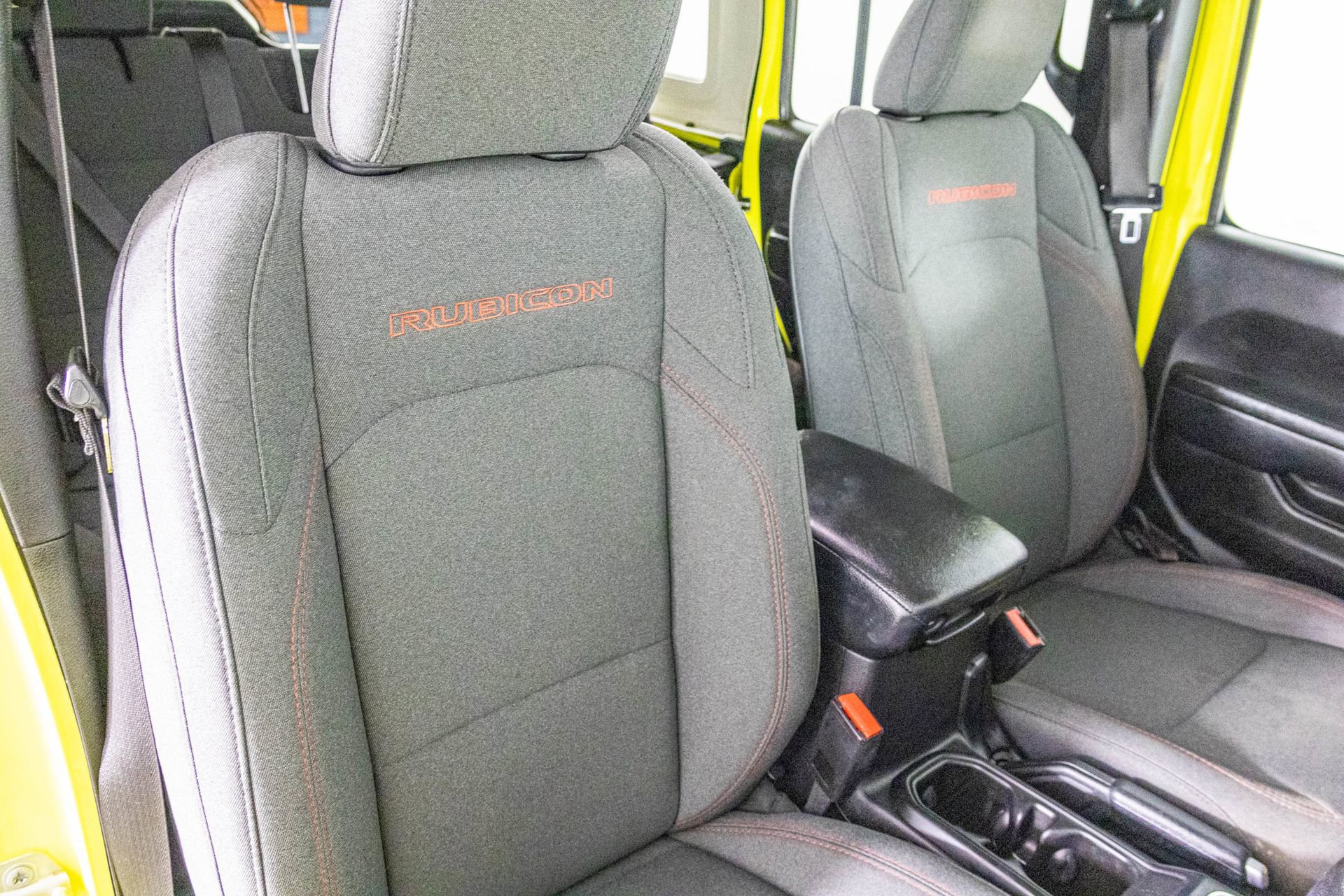 Used 2024 Jeep Wrangler Unlimited Rubicon w/ Convenience Group image 40